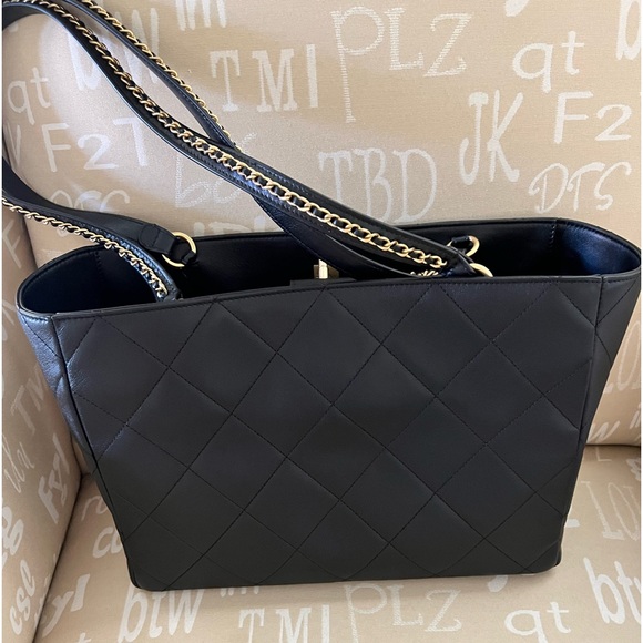 Authentic Chanel Chain Shopping Tote - Picture 7 of 13